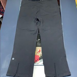 Lululemon Cropped Slit-back Yoga Pants